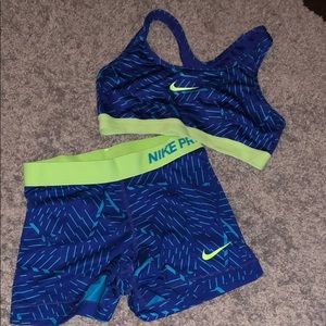 Nike pro set
